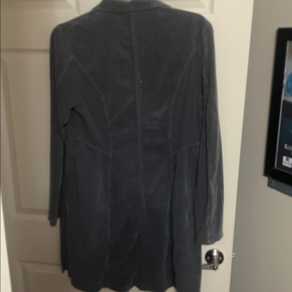 XCVI Gray Blazer with Gold Floral Design - Picture 4 of 4